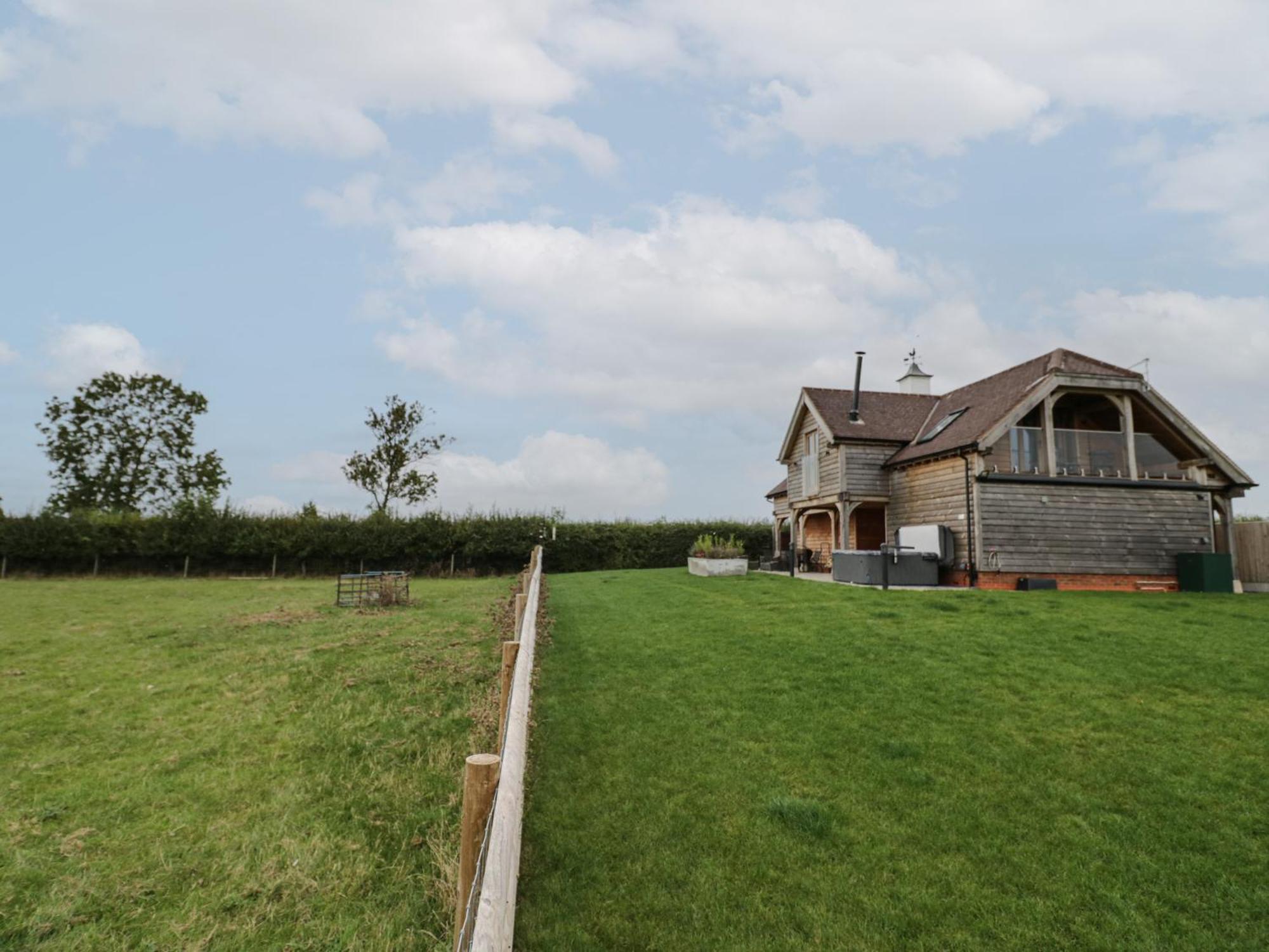 Hallgarth Farm Holiday Lodge Pershore Ngoại thất bức ảnh